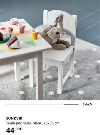 Mesa y silla infantil de madera