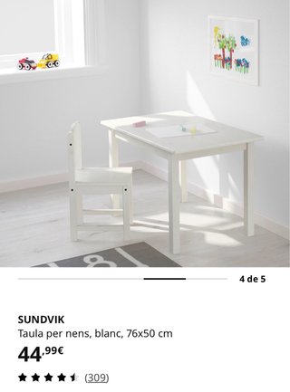 Mesa y silla infantil de madera