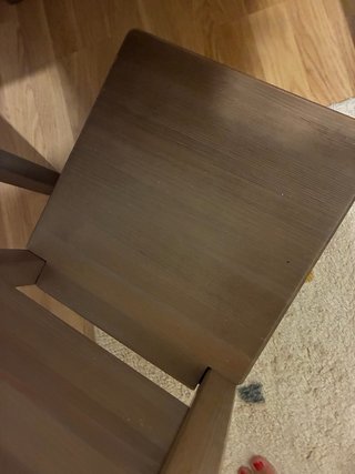 Mesa y silla infantil de madera