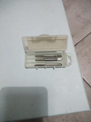 Juego de roscas Ruko DIN 352 M4