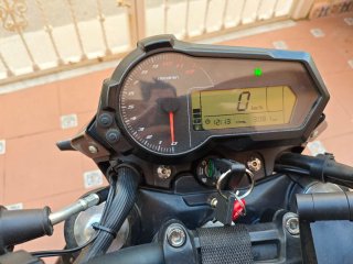 Benelli TNT 125 Negra
