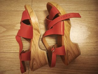 Sandalias de piel WIKERS rojas