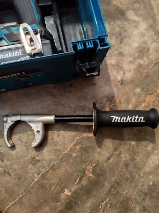 Taladro Makita con batería 18V NO NEGOCIABLE