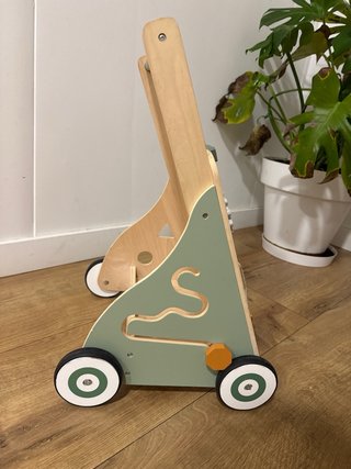 Andador infantil madera HOUS Projekt