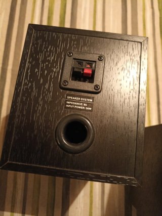 Altavoces Vieta Negros