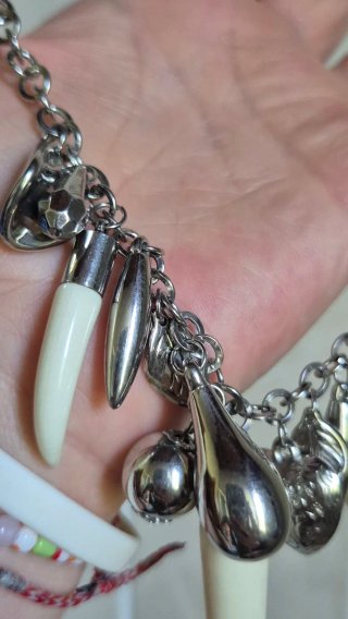 Collana con ciondoli