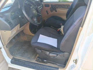 Nissan Terrano II 2002