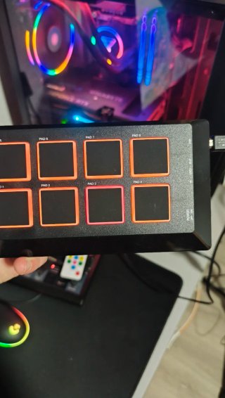 Akai MPX8 - Reproductor de Muestras Móvil