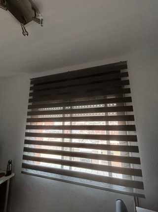 Estor Día Noche Gris