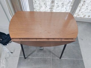 Mesa plegable madera y metal