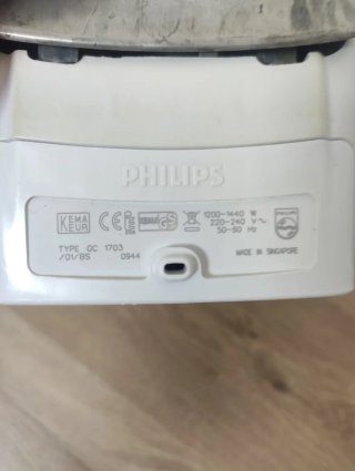 Plancha de vapor Philips GC1703