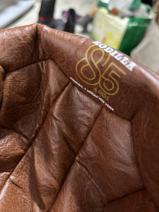 Balón de cuero vintage con cordones