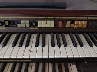 Órgano Electrónico GEM G60