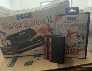 Consola Sega Master System II con juegos