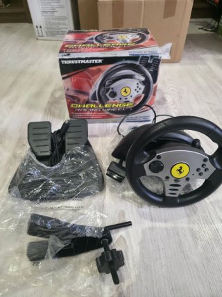 Volante Thrustmaster Ferrari Challenge PS2 y PSone