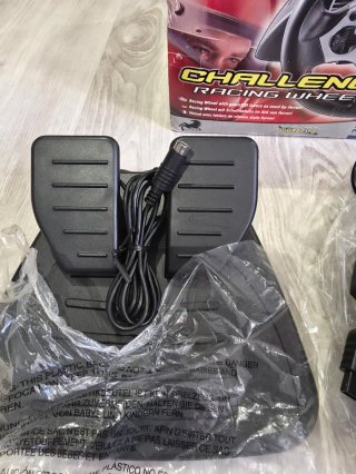 Volante Thrustmaster Ferrari Challenge PS2 y PSone