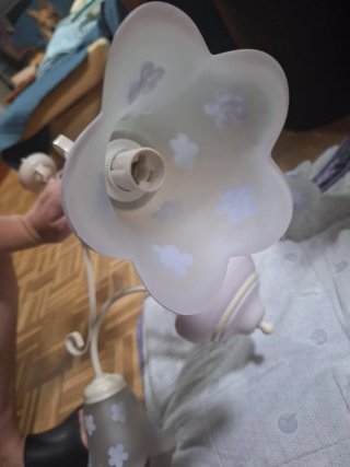 Lámpara de techo floral blanca