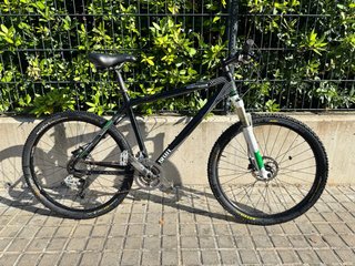Bicicleta de montaña de carbono - Commençal 10Kg