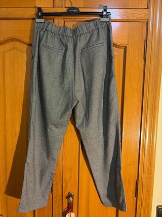Pantalón Stradivarius gris talla L