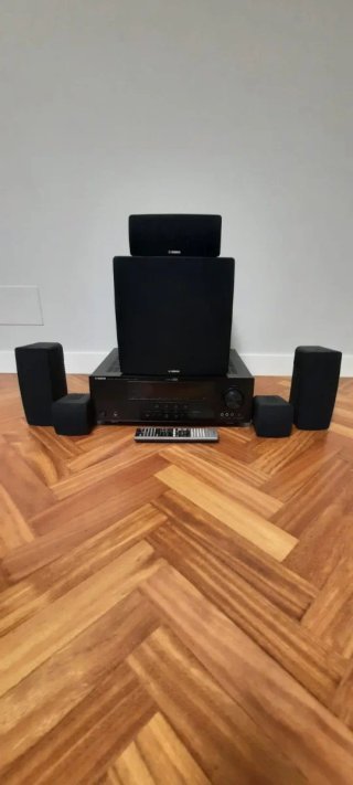 Home Cinema Yamaha Negro