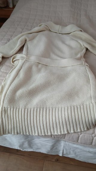 Abrigo de lana trenzado blanco