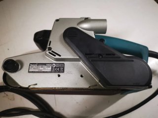 Lijadora de banda Makita modelo 9404
