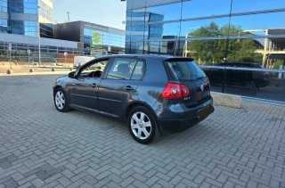 Volkswagen Golf 1.9 TDI 105
