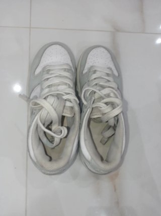 Zapatillas Nike Dunk Low Gris y Blanco talla 33