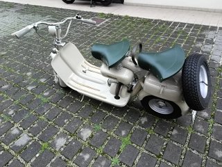 Lambretta 125 F Scooter Beige/Verde