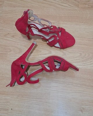 Sandalias rojas Bossa nova
