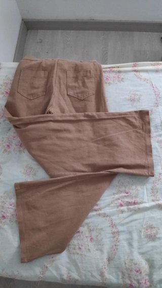 Pantalones anchos Made in Italy marrón.