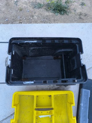 Caja de herramientas con ruedas