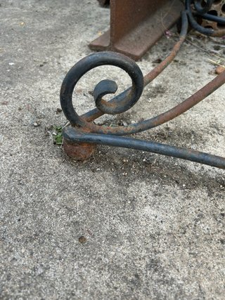 Soporte hierro forjado para macetas o jarrones!