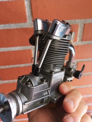 SAITO FA 100 motor 4 tiempos avión aeromodelismo