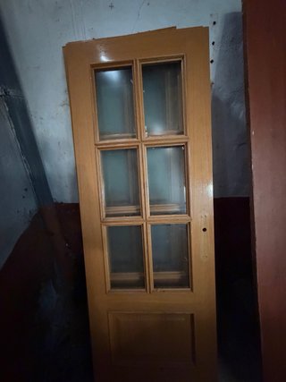 Puerta de madera interior