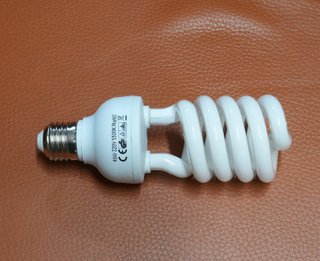 2 FOCOS DE FOTOGRAFIA DE LUZ CONTINUA