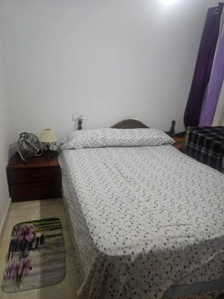 HABITACIÓN PARA COMPARTIR GASTOS DE PISO