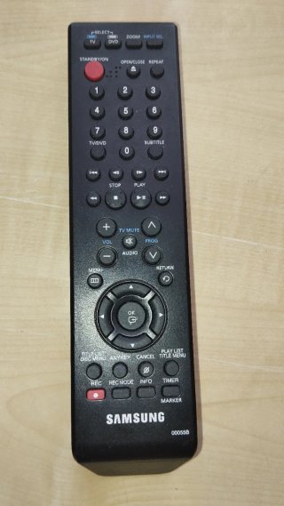 Mando a distancia Samsung TV DVD 00055B