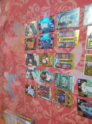 20 cromos fútbol súper especiales