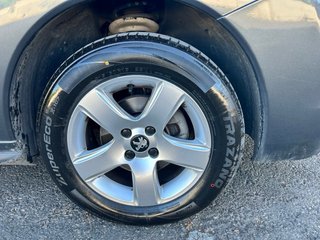 Peugeot 3008 1.6BLUE HDI 120CV ETIQ C 2015