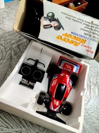 Coche RC Astro Racer 1/16 Radio Control año 1989.