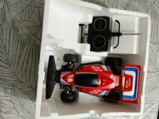 Coche RC Astro Racer 1/16 Radio Control año 1989.