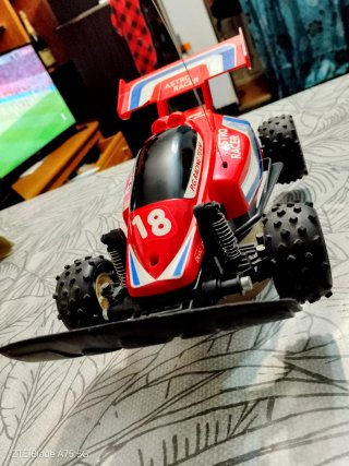 Coche RC Astro Racer 1/16 Radio Control año 1989.