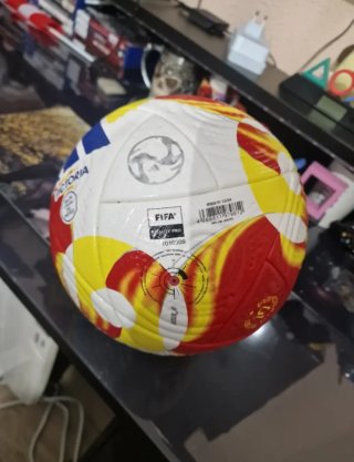 Balón Victoria Oficial Adidas