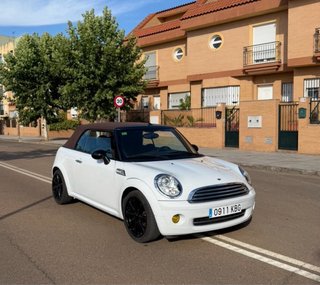 MINI Cabrio