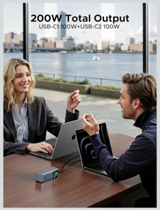UGREEN Nexode Pro Power Bank 25000mAh 200W.