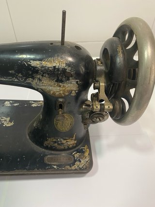 Máquina de coser Singer antigua