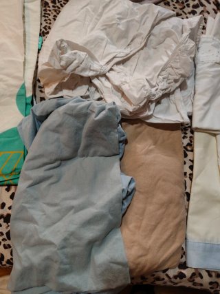 2 Colchones Cuna con ropa de cama
