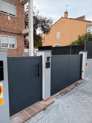 Puerta de hierro