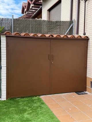 Puerta de hierro